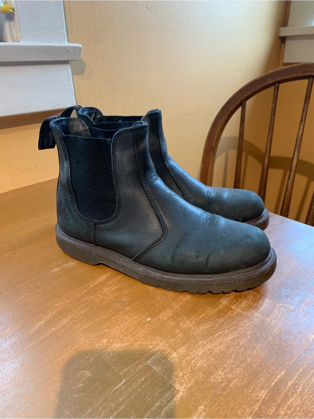 Doc Marten 2976 black leather boots eu 41 us 9